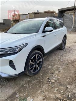 دونج فينج AX7